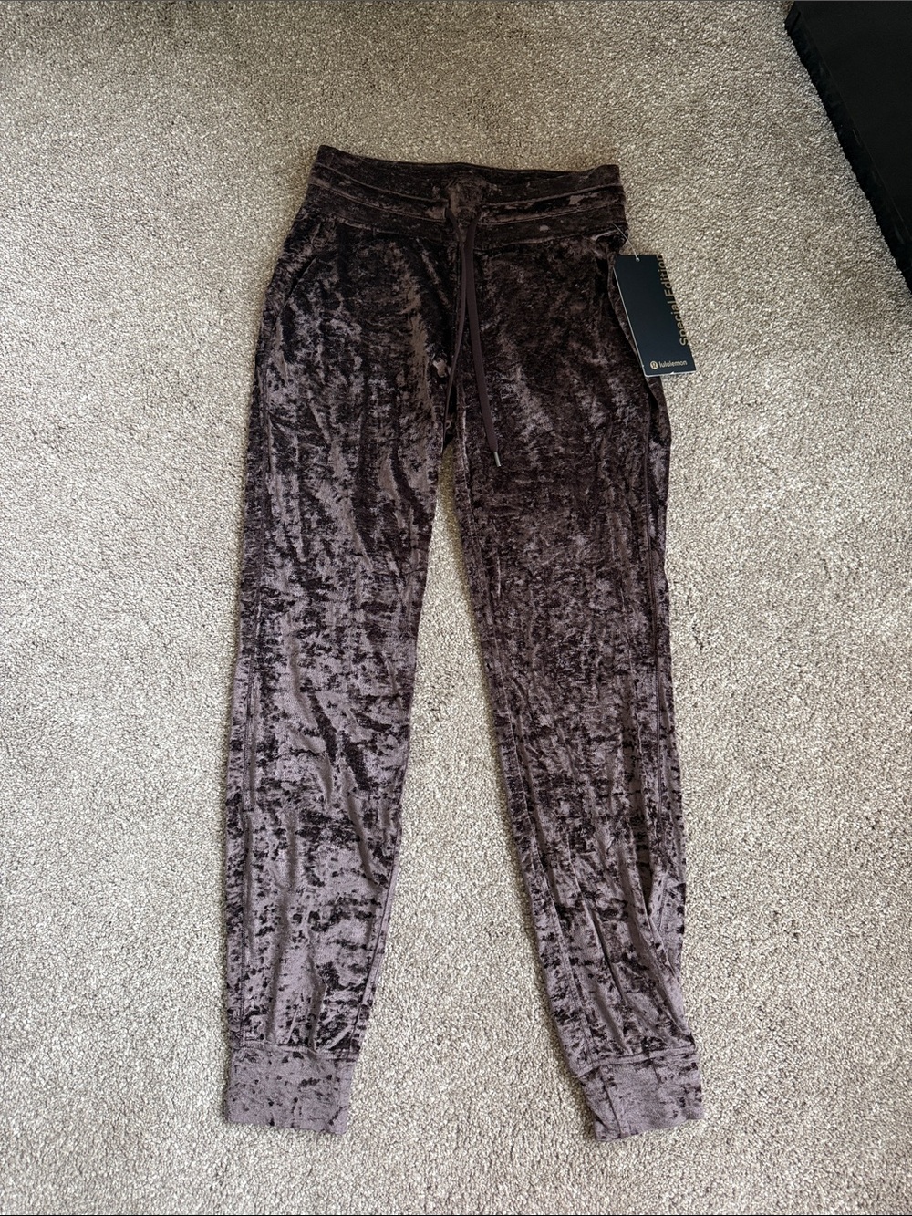 Lululemon Velvet Jogger Pants